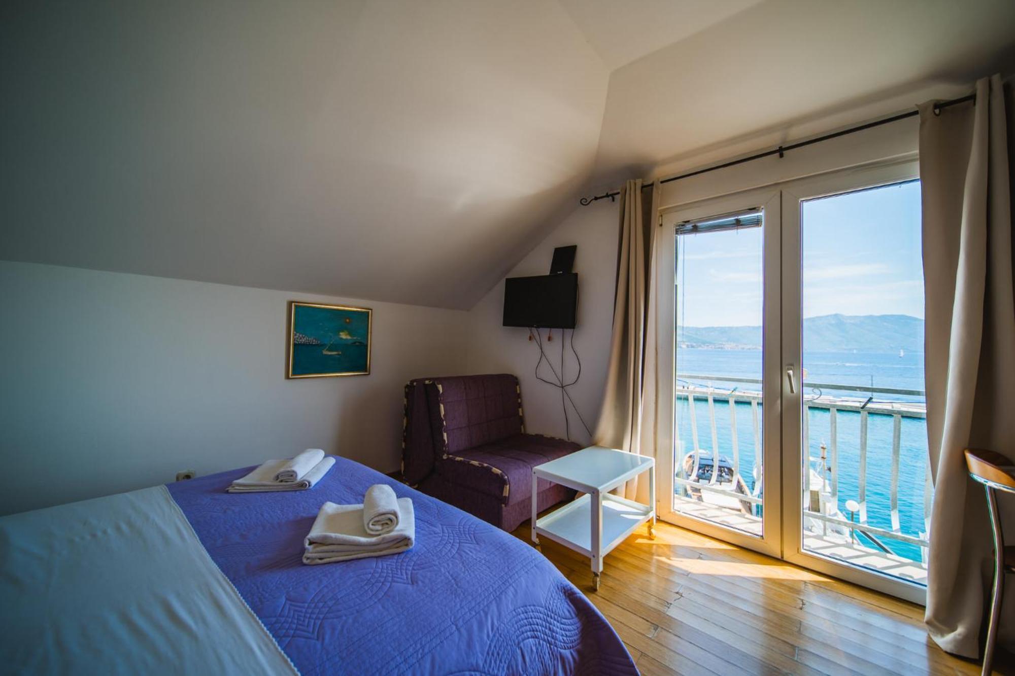 Apartments And Rooms Denoble Korcula Town Exterior photo